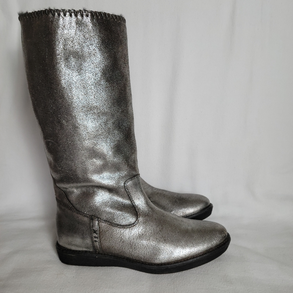 Trask Audra Silver Pewter shiny Shearling lined boots